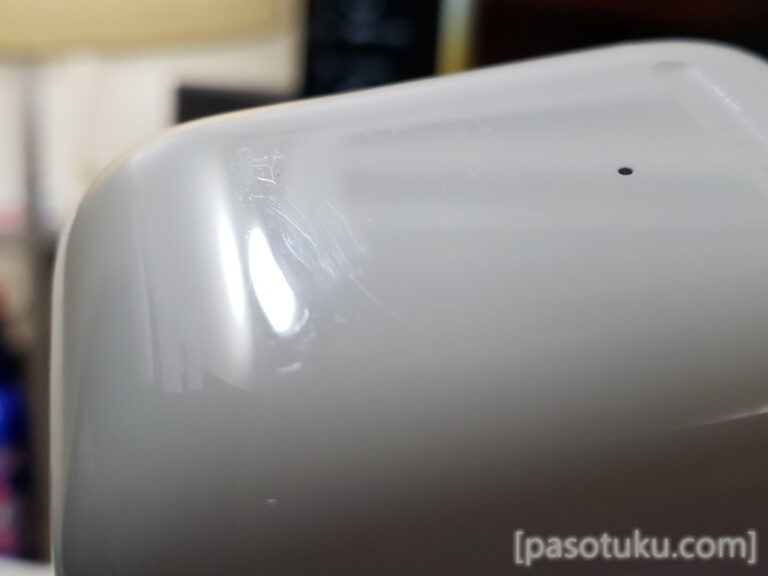 Apple「AirPods」の刻印を完全かつ自然に消す方法。実践しながら解説します。 ぱそつく